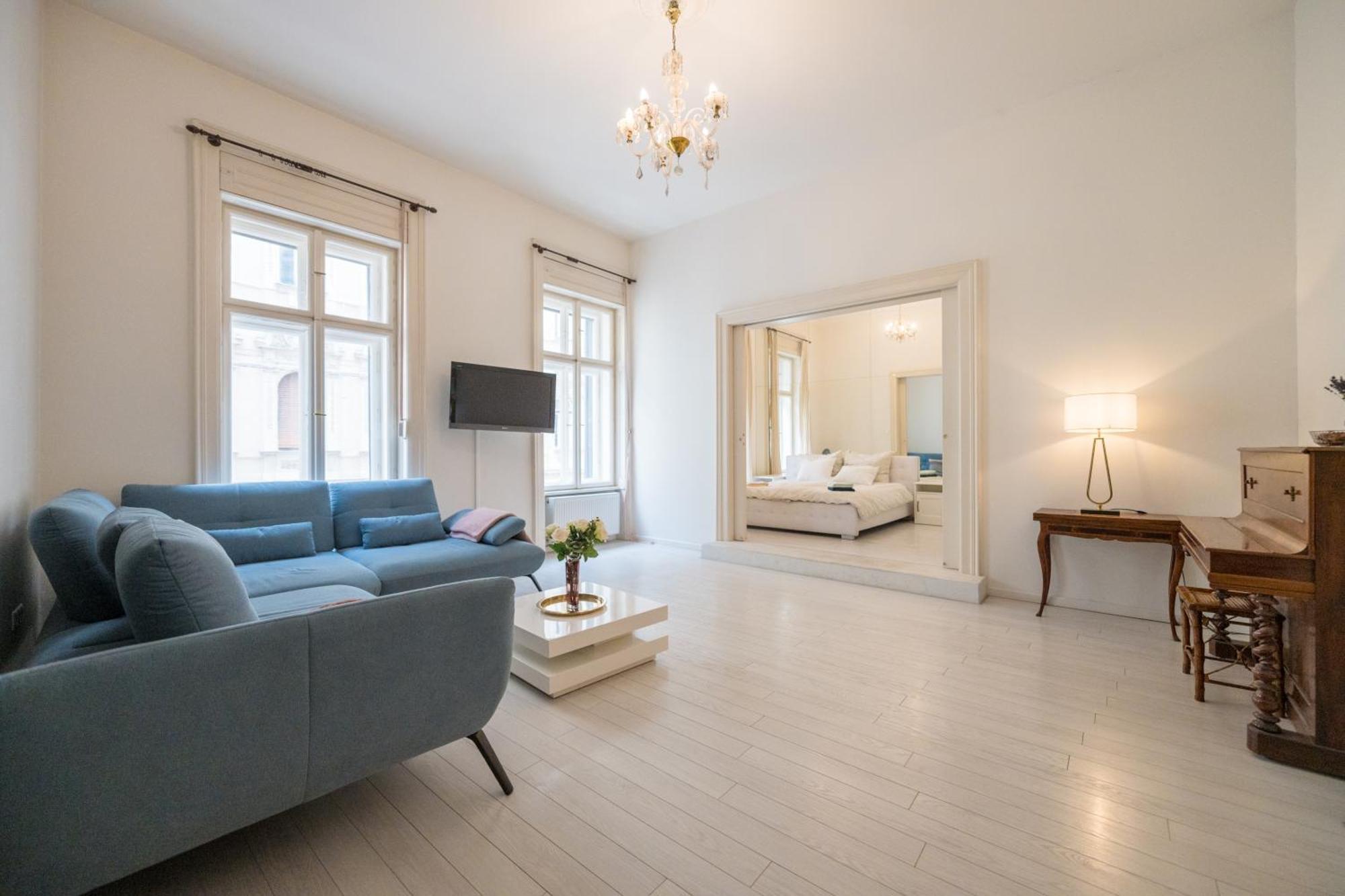Spacious 3 Bedroom, 3 Ensuite Bathroom Elegant Near The Opera House Apartamento Budapest